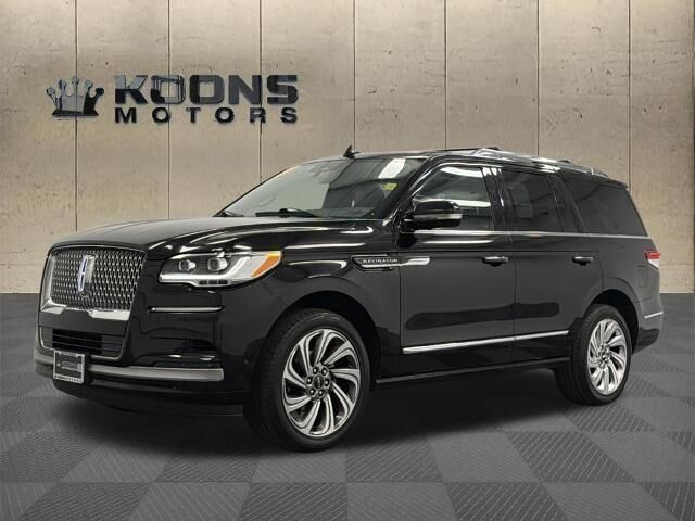 2022 Lincoln Navigator Reserve — photo 1 of 13