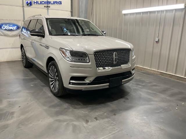 2021 Lincoln Navigator Reserve — photo 1 of 13