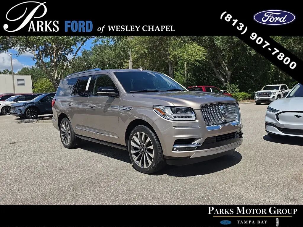 2020 Lincoln Navigator Reserve — photo 1 of 13