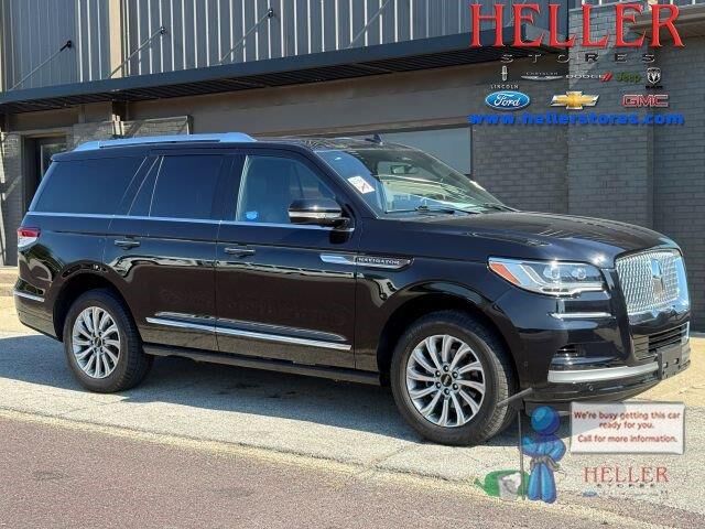 2023 Lincoln Navigator Standard