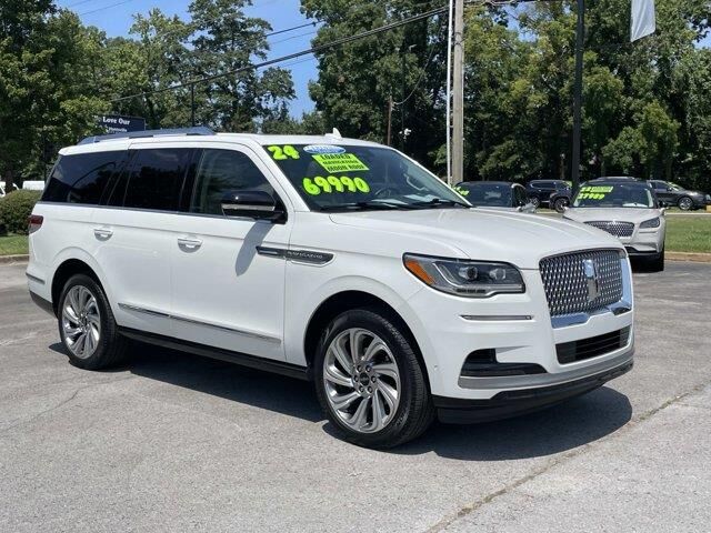 2024 Lincoln Navigator Premiere — photo 1 of 13