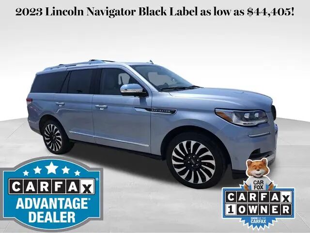 2023 Lincoln Navigator Black Label — photo 1 of 13