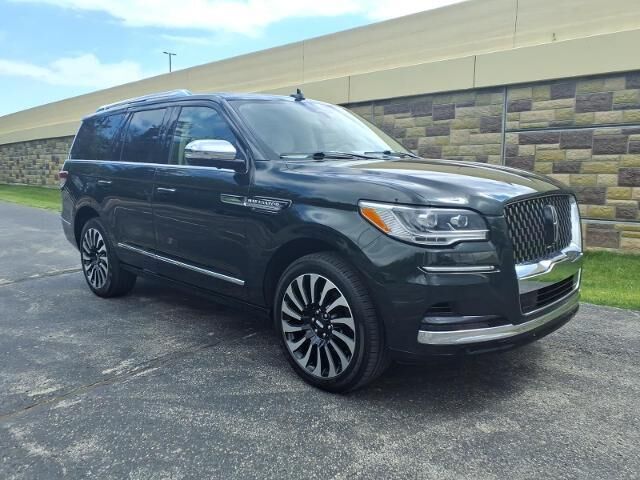 2024 Lincoln Navigator Black Label
