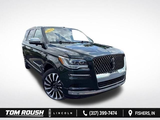 2023 Lincoln Navigator Black Label — photo 1 of 13