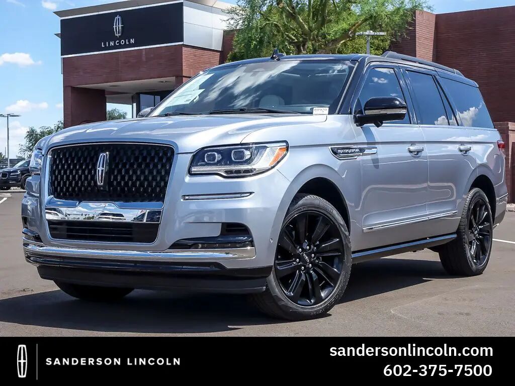 2024 Lincoln Navigator Black Label — photo 1 of 13