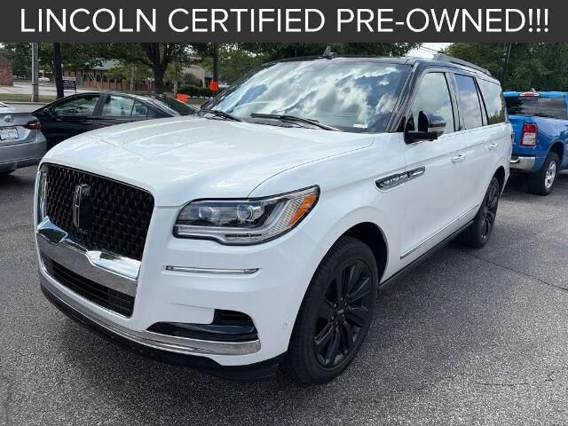 2024 Lincoln Navigator Black Label — photo 1 of 11