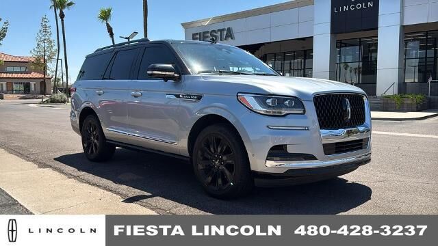 2022 Lincoln Navigator Black Label