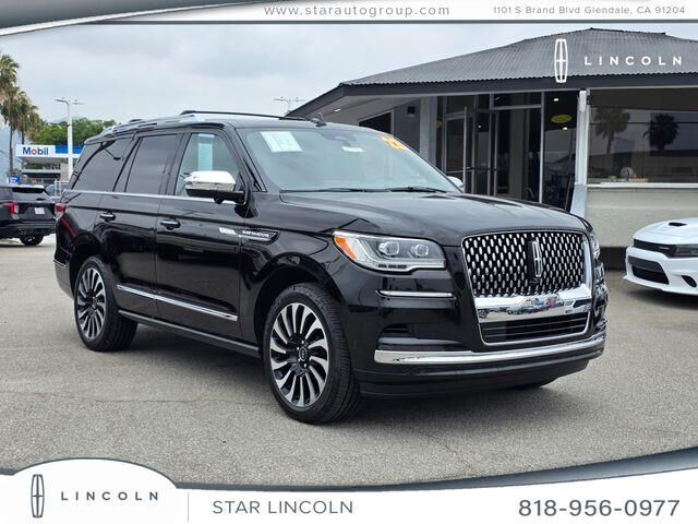 2022 Lincoln Navigator Black Label