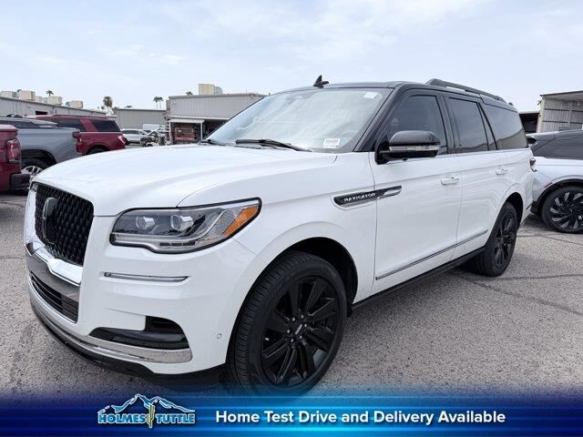 2022 Lincoln Navigator Black Label