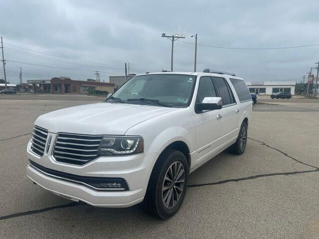 2017 Lincoln Navigator L Select