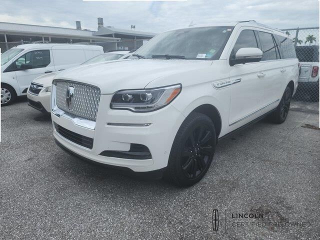 2022 Lincoln Navigator L Reserve
