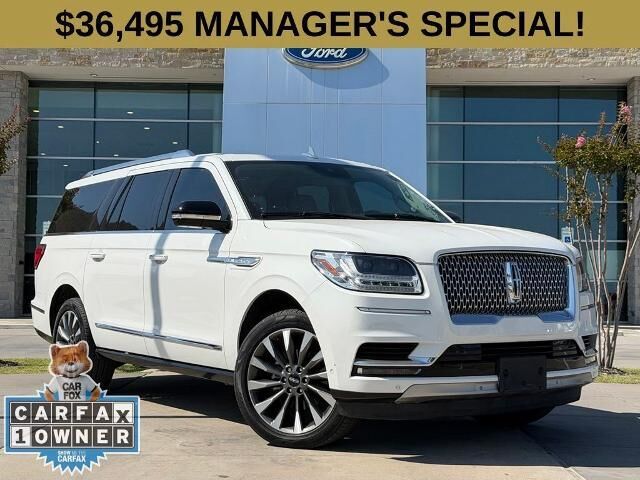 2021 Lincoln Navigator L Reserve — photo 1 of 6