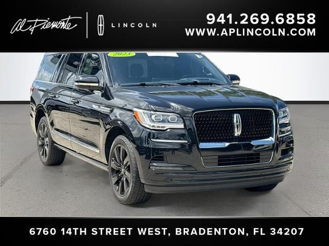 2023 Lincoln Navigator L Reserve