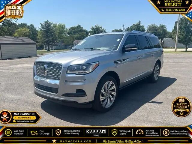 2023 Lincoln Navigator L Reserve — photo 1 of 13
