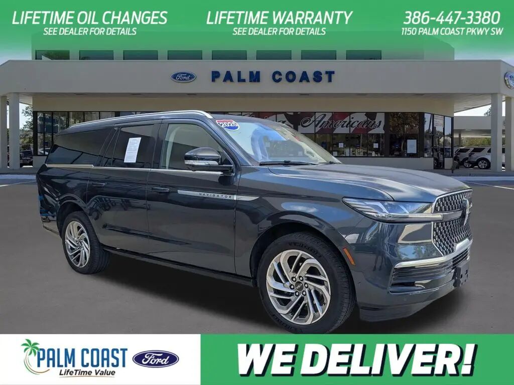 2025 Lincoln Navigator L Reserve — photo 1 of 13