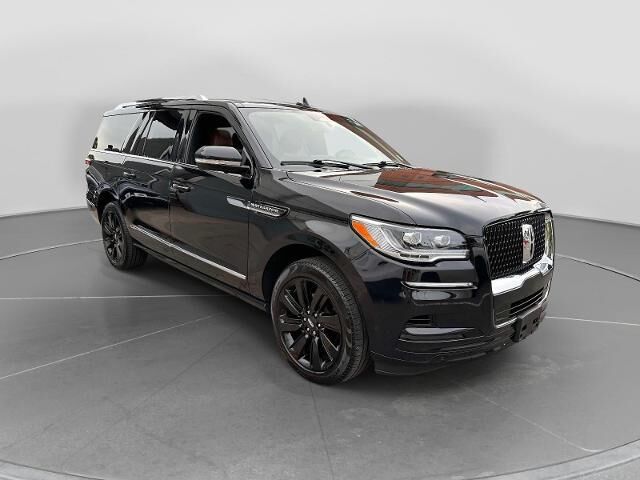 2023 Lincoln Navigator L Reserve