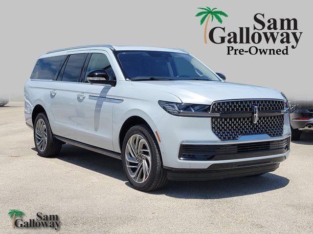 2025 Lincoln Navigator L Reserve