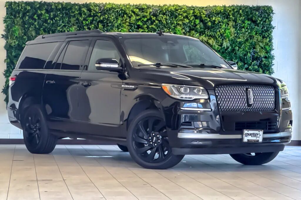2023 Lincoln Navigator L Reserve
