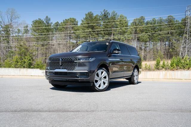 2025 Lincoln Navigator L Reserve