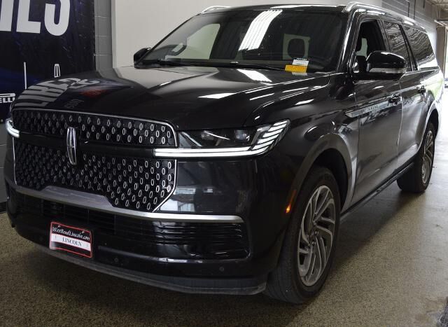 2025 Lincoln Navigator L Reserve