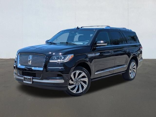 2023 Lincoln Navigator L Reserve