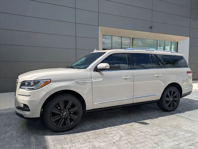 2024 Lincoln Navigator L Reserve