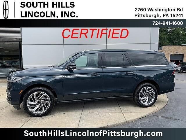 2025 Lincoln Navigator L Reserve
