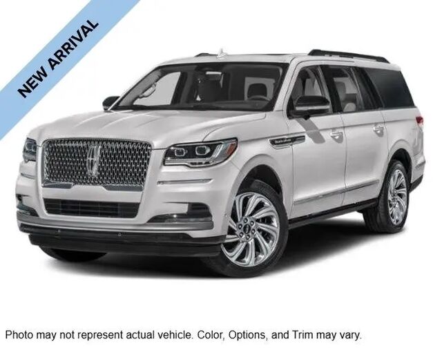 2024 Lincoln Navigator L Reserve — photo 1 of 4