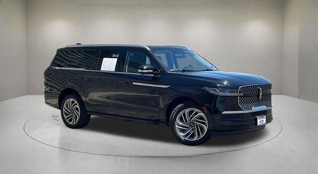 2025 Lincoln Navigator L Reserve