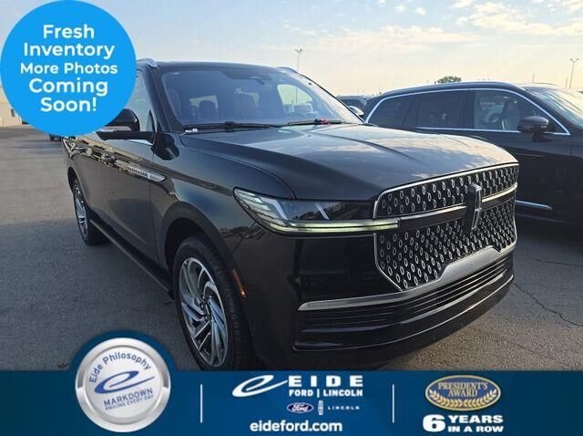 2025 Lincoln Navigator L Reserve