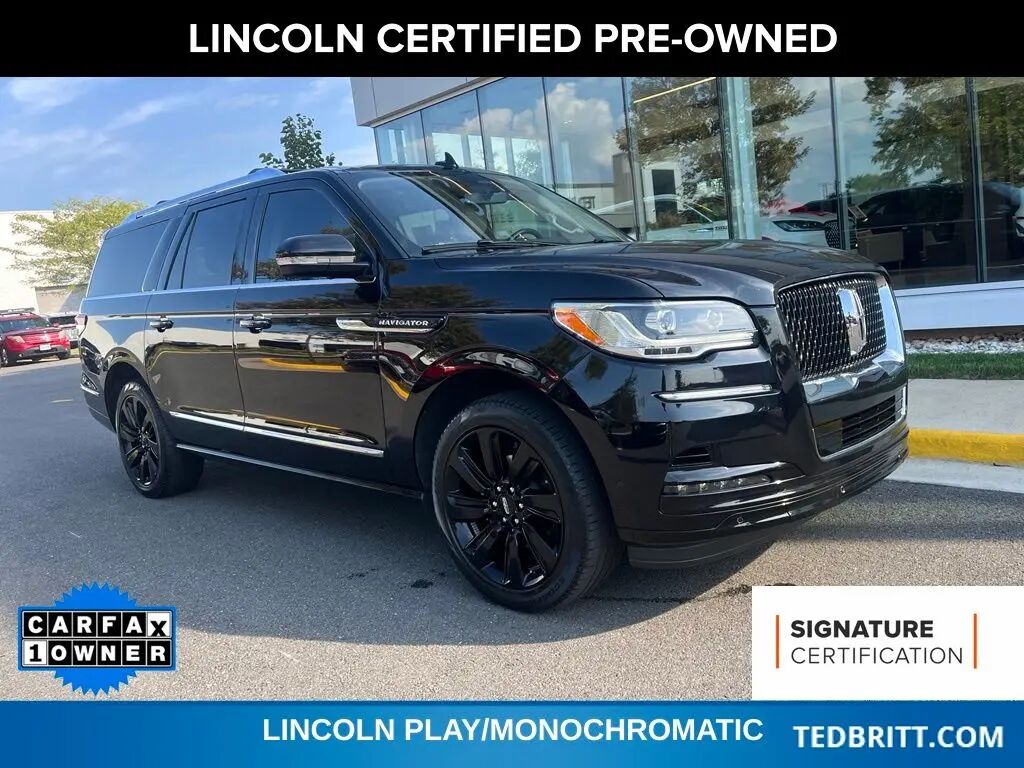 2023 Lincoln Navigator L Reserve — photo 1 of 13