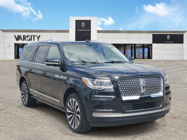 2023 Lincoln Navigator L Reserve