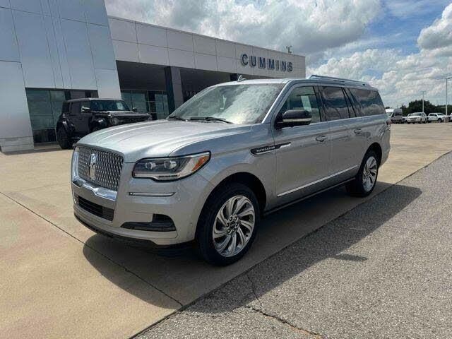 2024 Lincoln Navigator L Reserve — photo 1 of 1