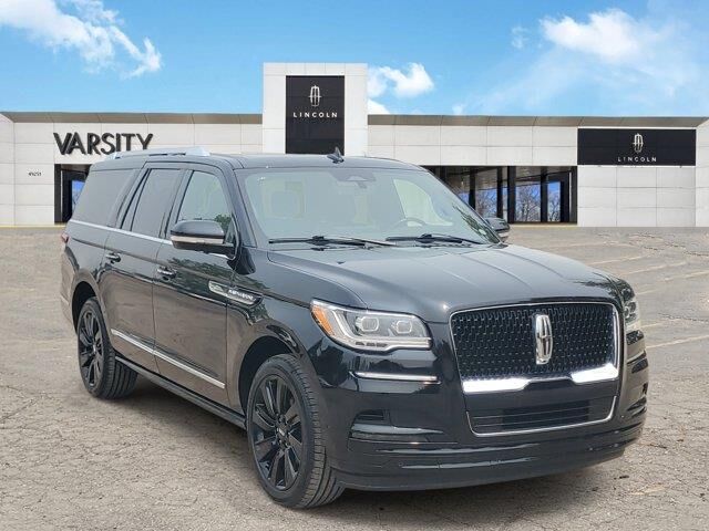 2023 Lincoln Navigator L Reserve