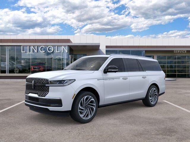 2025 Lincoln Navigator L Reserve — photo 1 of 13