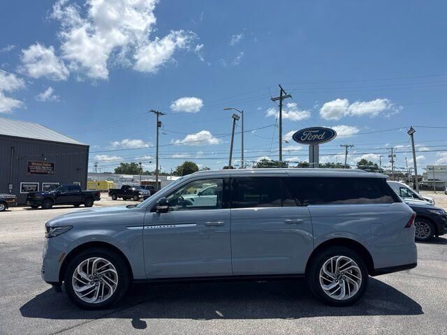 2025 Lincoln Navigator L Reserve
