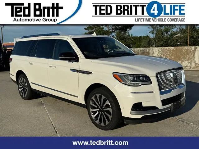 2023 Lincoln Navigator L Reserve