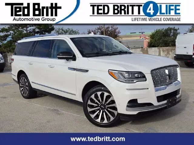 2023 Lincoln Navigator L Reserve