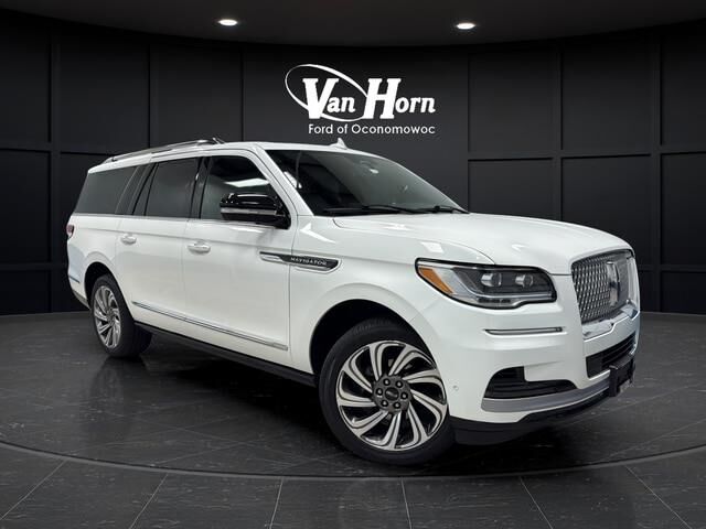 2023 Lincoln Navigator L Reserve