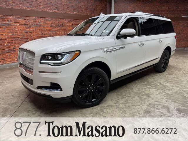 2024 Lincoln Navigator L Reserve