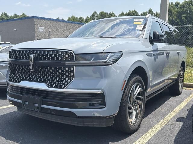 2025 Lincoln Navigator L Reserve