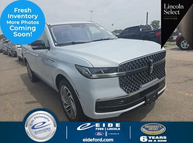 2025 Lincoln Navigator L Reserve