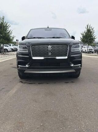 2020 Lincoln Navigator L Reserve — photo 1 of 13
