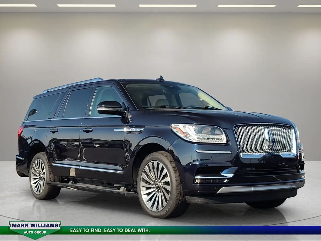 2021 Lincoln Navigator L Reserve — photo 1 of 12