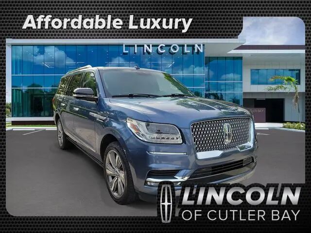 2018 Lincoln Navigator L Reserve — photo 1 of 13