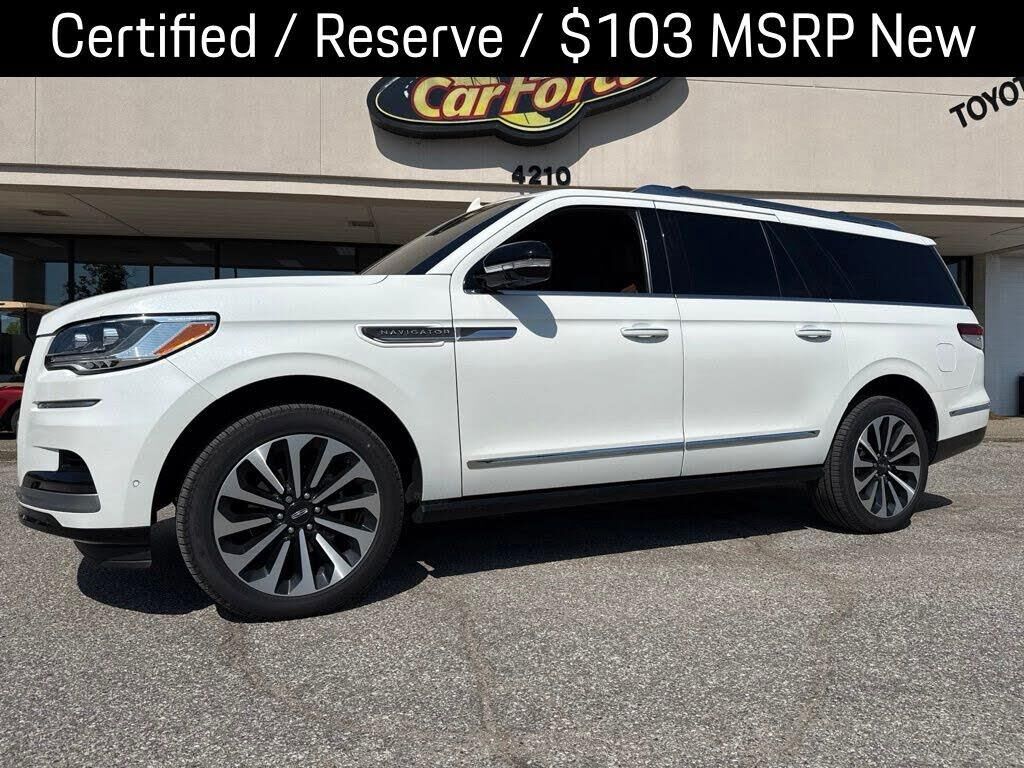 2022 Lincoln Navigator L Reserve — photo 1 of 1
