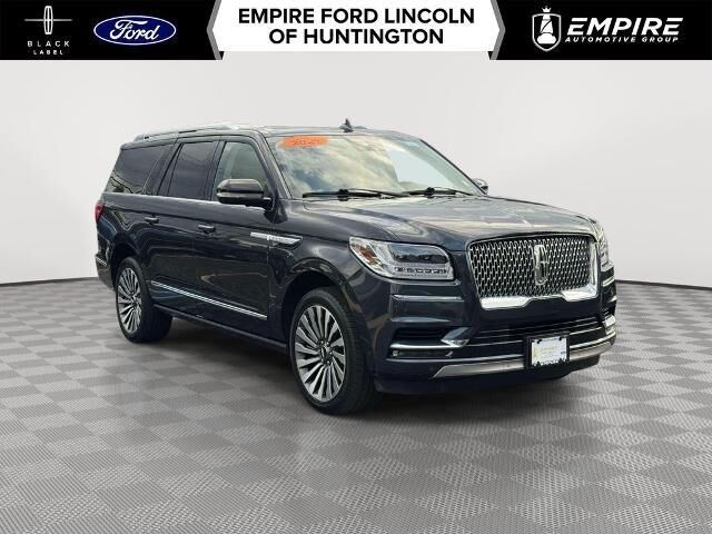2021 Lincoln Navigator L Reserve — photo 1 of 13
