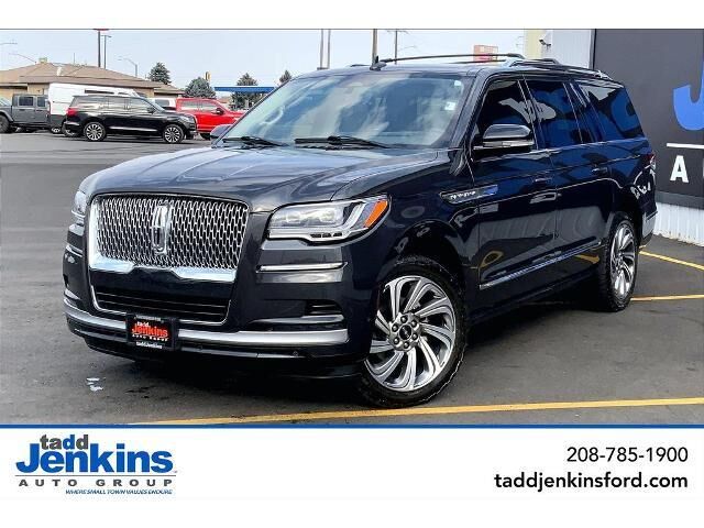 2022 Lincoln Navigator L Reserve