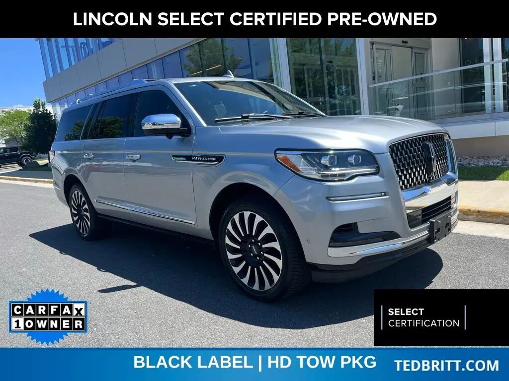 2023 Lincoln Navigator L Black Label — photo 1 of 10