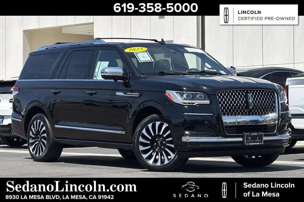 2023 Lincoln Navigator L Black Label — photo 1 of 13